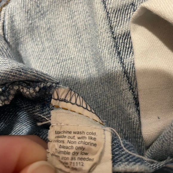 J Crew Light Wash Jeans 36x32 Straight Leg Made in Canada 🇨🇦 - Picture 4 of 10